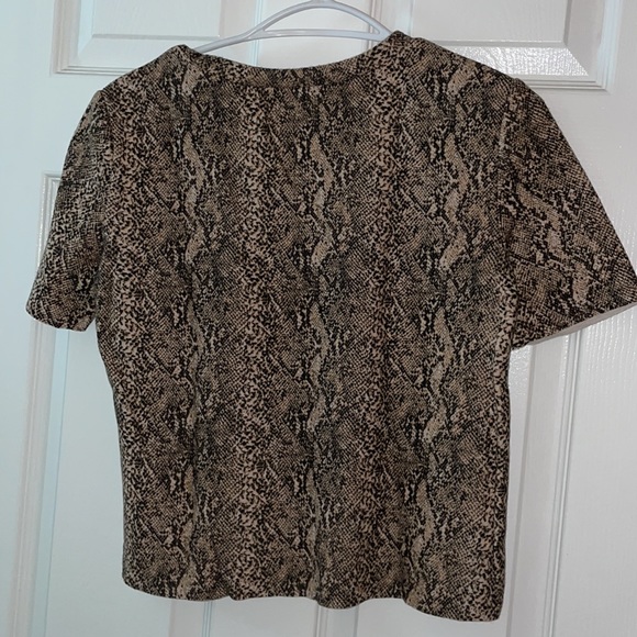 Cheetah print t shirt - Picture 2 of 2